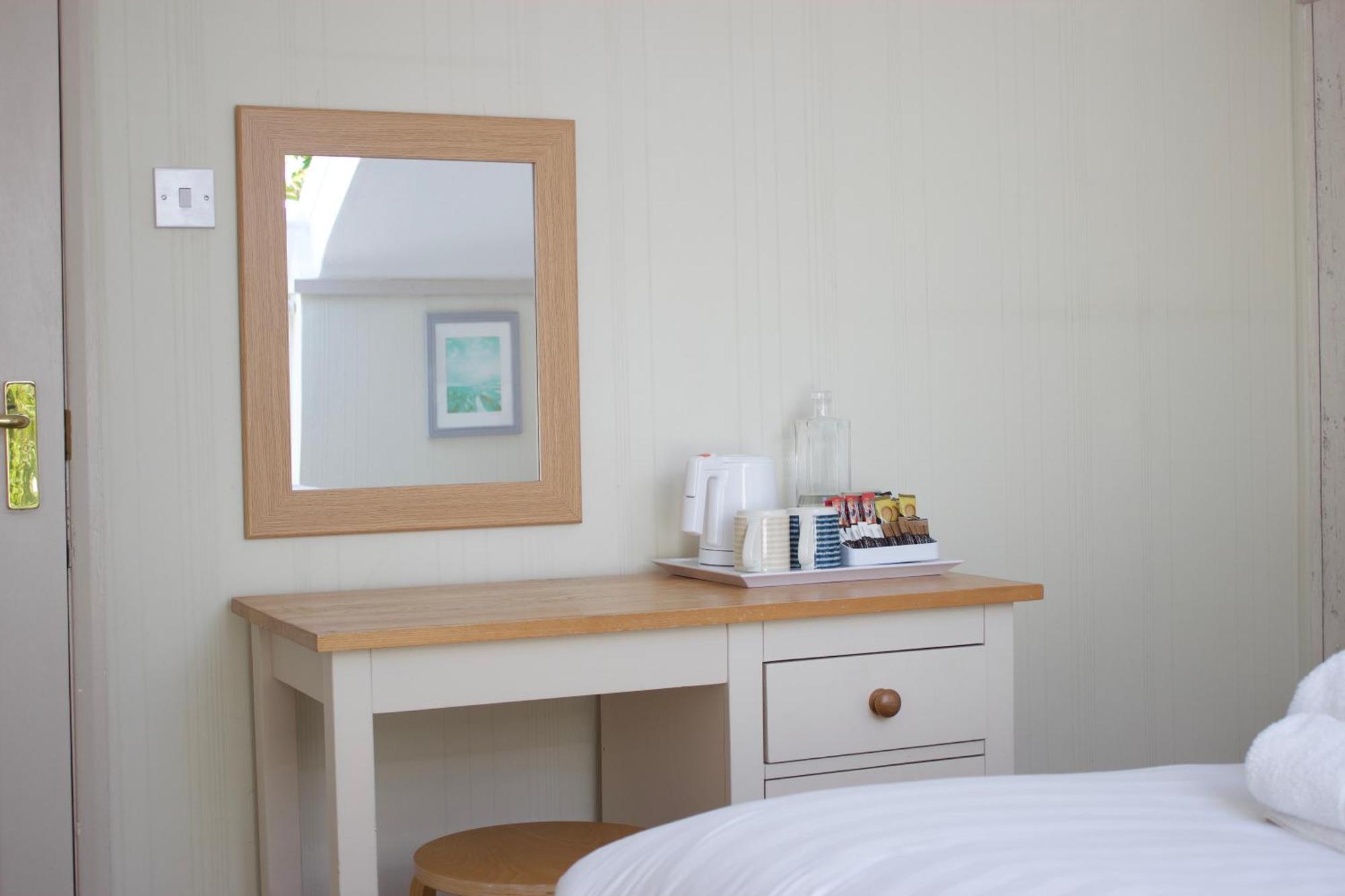 Durdle Door Hotel ลัลเวิร์ธโคฟ ภายนอก รูปภาพ