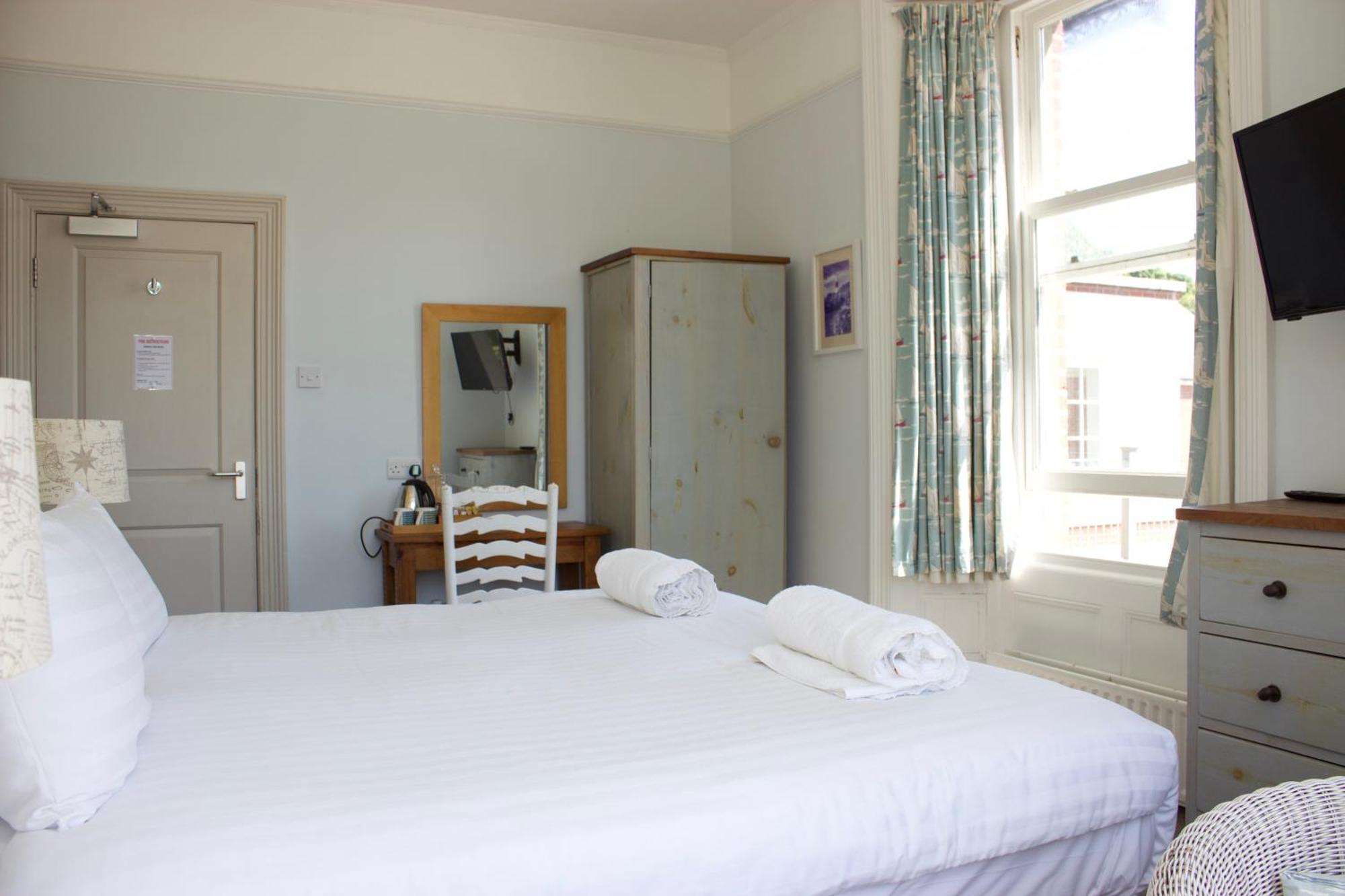 Durdle Door Hotel ลัลเวิร์ธโคฟ ภายนอก รูปภาพ